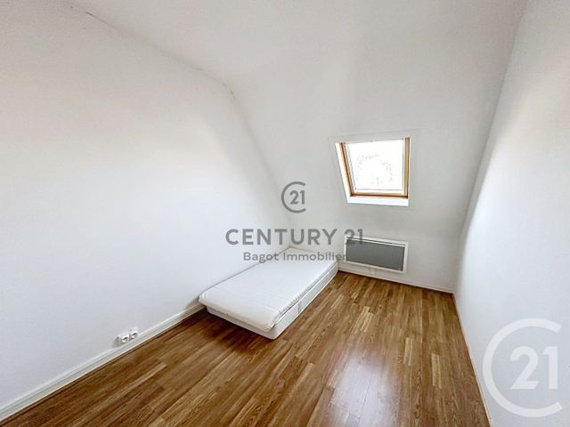 Appartement F4 à louer - 4 pièces - 65.0 m2 - PONT L EVEQUE - 14 - BASSE-NORMANDIE - Century 21 Bagot Immobilier