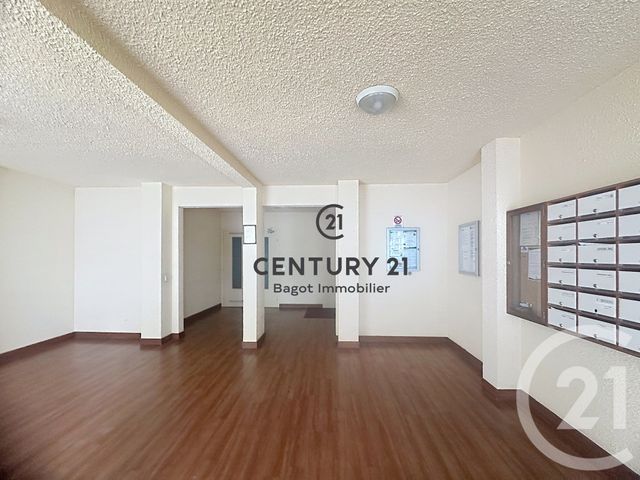 Appartement F1 à louer - 1 pièce - 18.0 m2 - VILLERS SUR MER - 14 - BASSE-NORMANDIE - Century 21 Bagot Immobilier