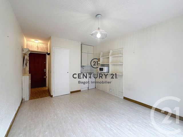 Appartement F1 à louer - 1 pièce - 18.0 m2 - VILLERS SUR MER - 14 - BASSE-NORMANDIE - Century 21 Bagot Immobilier