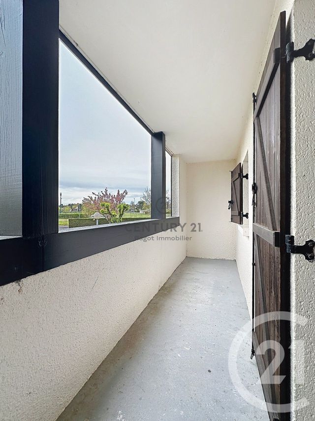 Appartement Studio à louer - 1 pièce - 24.0 m2 - VARAVILLE - 14 - BASSE-NORMANDIE - Century 21 Bagot Immobilier