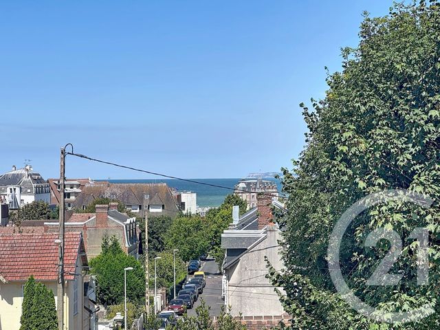 maison à vendre - 10 pièces - 165.0 m2 - VILLERS SUR MER - 14 - BASSE-NORMANDIE - Century 21 Bagot Immobilier