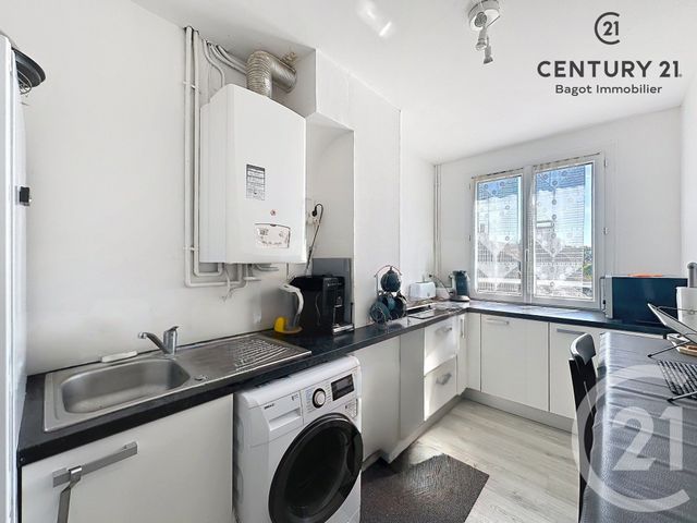 Appartement F3 bis à louer - 3 pièces - 68.0 m2 - VILLERS SUR MER - 14 - BASSE-NORMANDIE - Century 21 Bagot Immobilier