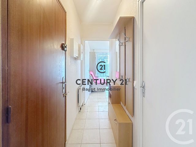 Appartement F2 à louer - 2 pièces - 36.81 m2 - BLONVILLE SUR MER - 14 - BASSE-NORMANDIE - Century 21 Bagot Immobilier
