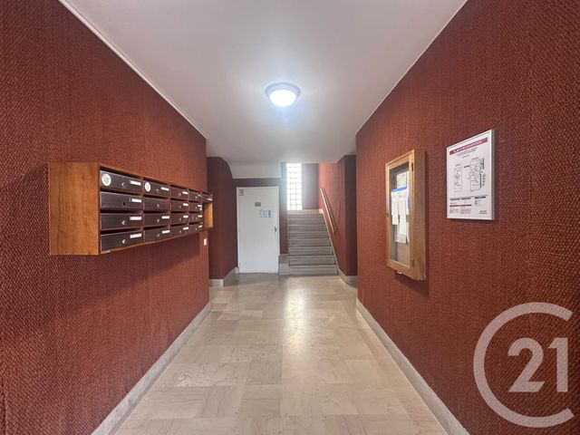 Appartement F2 à louer - 2 pièces - 36.81 m2 - BLONVILLE SUR MER - 14 - BASSE-NORMANDIE - Century 21 Bagot Immobilier