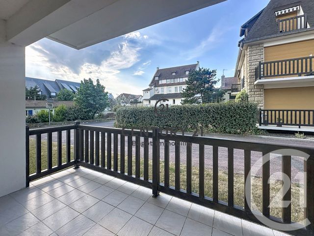 Appartement F2 à louer - 2 pièces - 36.81 m2 - BLONVILLE SUR MER - 14 - BASSE-NORMANDIE - Century 21 Bagot Immobilier