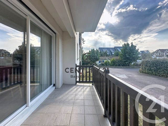 Appartement F2 à louer - 2 pièces - 36.81 m2 - BLONVILLE SUR MER - 14 - BASSE-NORMANDIE - Century 21 Bagot Immobilier