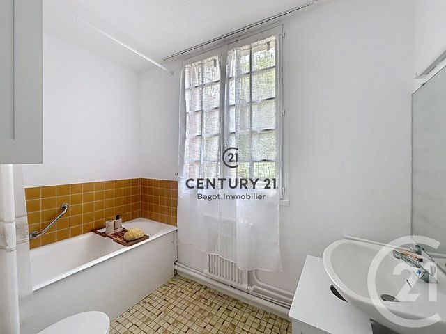 Appartement Studio à louer - 1 pièce - 19.54 m2 - TROUVILLE SUR MER - 14 - BASSE-NORMANDIE - Century 21 Bagot Immobilier