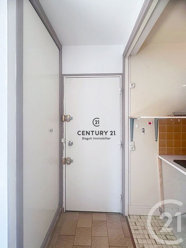 Appartement Studio à louer - 1 pièce - 19.54 m2 - TROUVILLE SUR MER - 14 - BASSE-NORMANDIE - Century 21 Bagot Immobilier