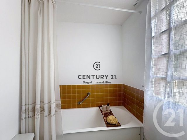 Appartement Studio à louer - 1 pièce - 19.54 m2 - TROUVILLE SUR MER - 14 - BASSE-NORMANDIE - Century 21 Bagot Immobilier