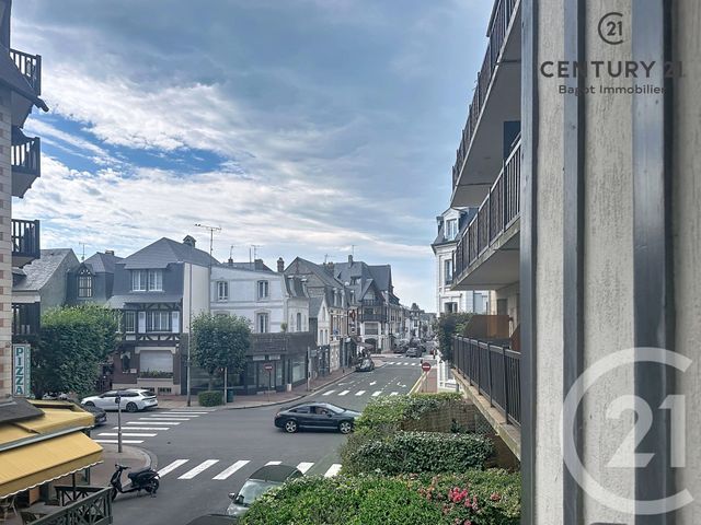 Appartement F3 à louer - 3 pièces - 47.73 m2 - DEAUVILLE - 14 - BASSE-NORMANDIE - Century 21 Bagot Immobilier