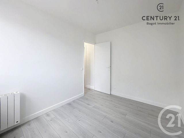 Appartement F3 à louer - 3 pièces - 47.73 m2 - DEAUVILLE - 14 - BASSE-NORMANDIE - Century 21 Bagot Immobilier