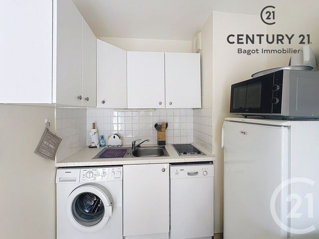 Appartement à louer - 2 pièces - 22.0 m2 - VILLERS SUR MER - 14 - BASSE-NORMANDIE - Century 21 Bagot Immobilier