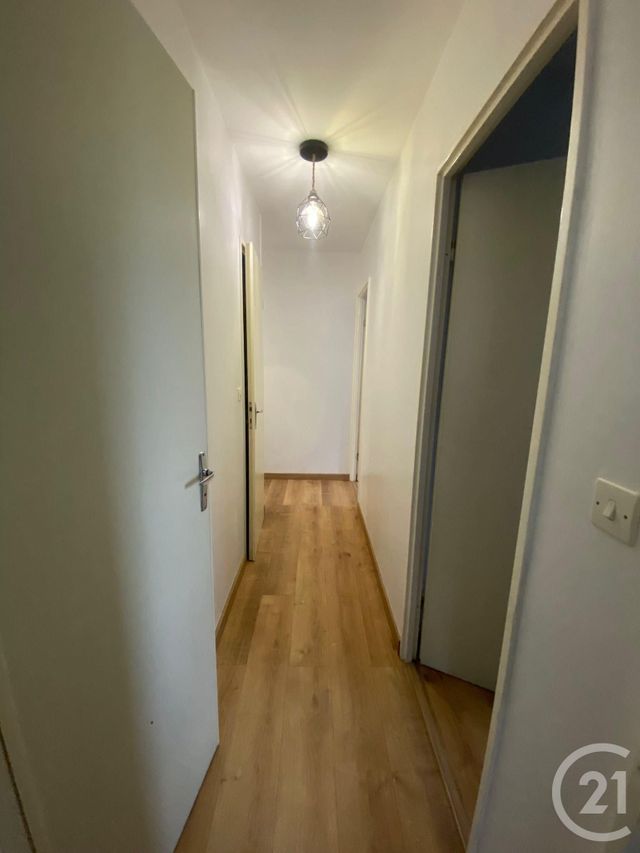 Appartement F2 + cabine à louer - 3 pièces - 41.0 m2 - VILLERS SUR MER - 14 - BASSE-NORMANDIE - Century 21 Bagot Immobilier