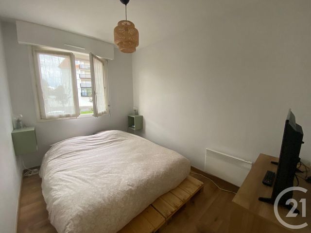 Appartement F2 + cabine à louer - 3 pièces - 41.0 m2 - VILLERS SUR MER - 14 - BASSE-NORMANDIE - Century 21 Bagot Immobilier
