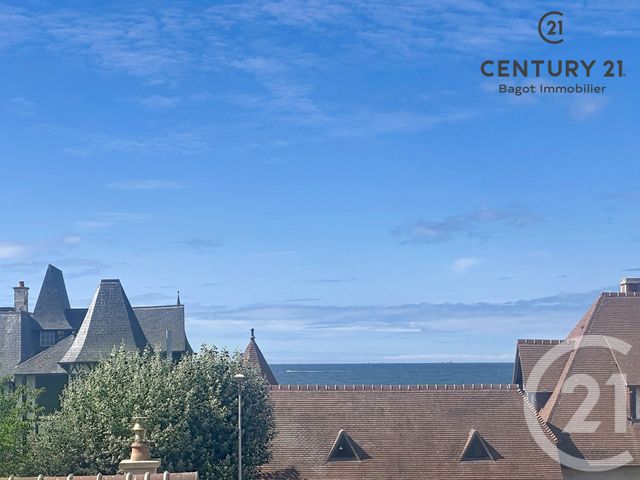 Appartement T4 à vendre - 4 pièces - 49.3 m2 - BLONVILLE SUR MER - 14 - BASSE-NORMANDIE - Century 21 Bagot Immobilier