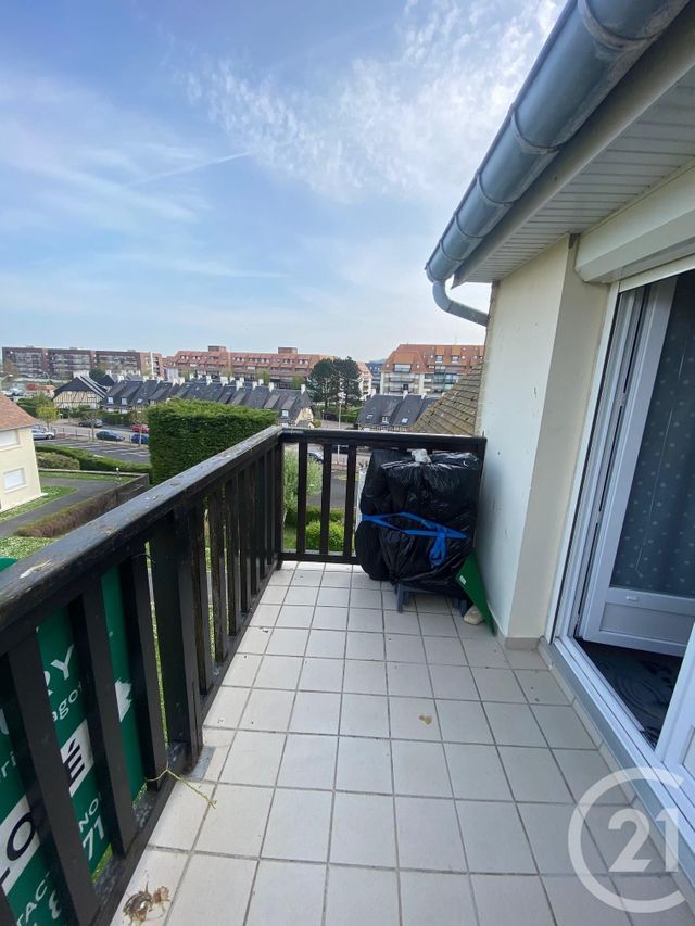 Appartement F2 + cabine à louer - 2 pièces - 28.0 m2 - VILLERS SUR MER - 14 - BASSE-NORMANDIE - Century 21 Bagot Immobilier