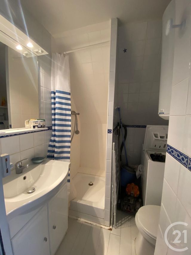 Appartement F2 + cabine à louer - 2 pièces - 28.0 m2 - VILLERS SUR MER - 14 - BASSE-NORMANDIE - Century 21 Bagot Immobilier