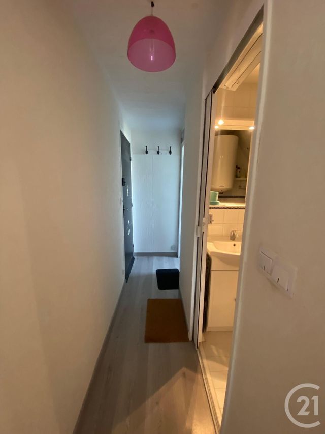 Appartement F2 + cabine à louer - 2 pièces - 28.0 m2 - VILLERS SUR MER - 14 - BASSE-NORMANDIE - Century 21 Bagot Immobilier