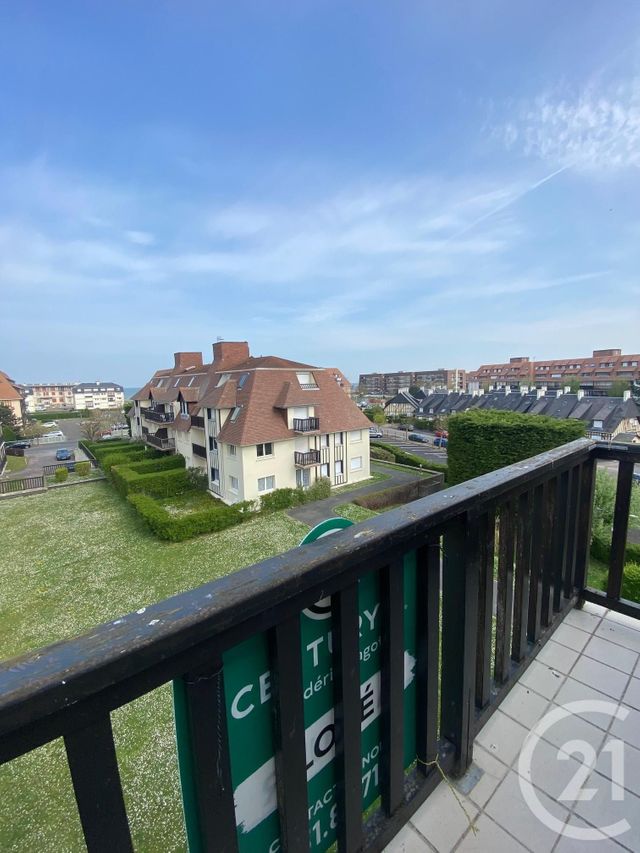 Appartement F2 + cabine à louer - 2 pièces - 28.0 m2 - VILLERS SUR MER - 14 - BASSE-NORMANDIE - Century 21 Bagot Immobilier