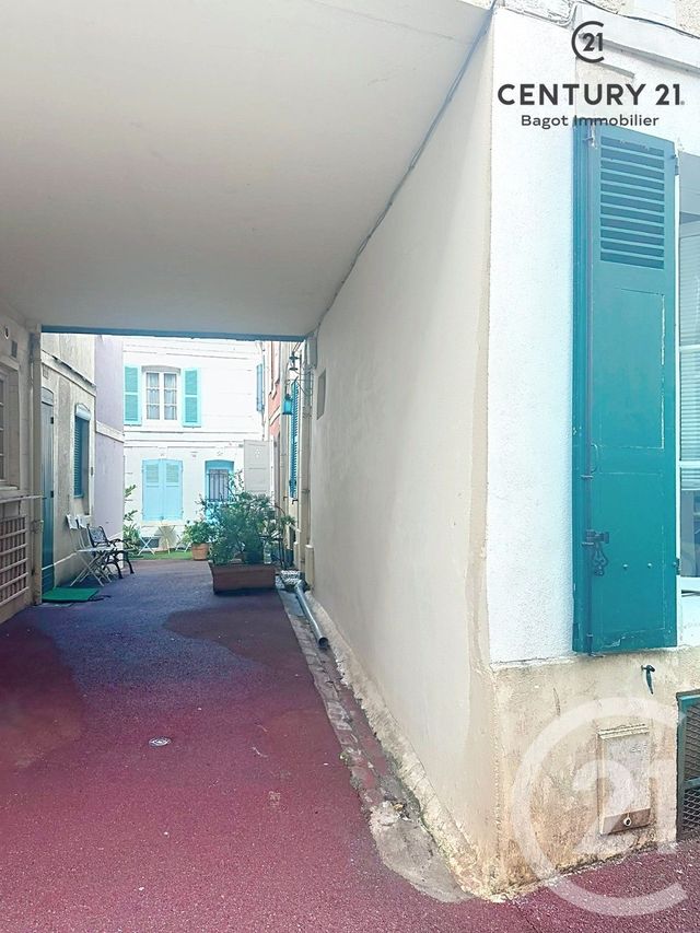 maison à louer - 3 pièces - 50.0 m2 - TROUVILLE SUR MER - 14 - BASSE-NORMANDIE - Century 21 Bagot Immobilier