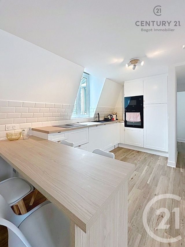 Appartement F2 à louer - 2 pièces - 47.66 m2 - VILLERS SUR MER - 14 - BASSE-NORMANDIE - Century 21 Bagot Immobilier