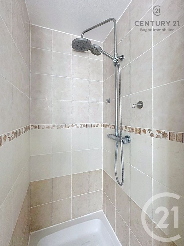 Appartement F2 à louer - 2 pièces - 47.66 m2 - VILLERS SUR MER - 14 - BASSE-NORMANDIE - Century 21 Bagot Immobilier
