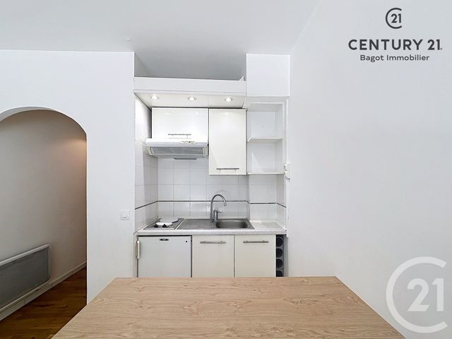 Appartement Studio à louer - 1 pièce - 19.2 m2 - VILLERS SUR MER - 14 - BASSE-NORMANDIE - Century 21 Bagot Immobilier