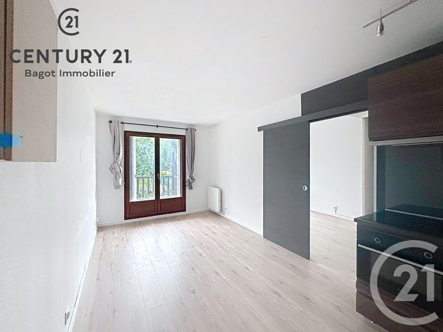 Appartement à louer - 2 pièces - 29.0 m2 - BLONVILLE SUR MER - 14 - BASSE-NORMANDIE - Century 21 Bagot Immobilier