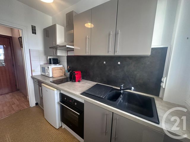 Appartement Studio à louer - 1 pièce - 30.0 m2 - BLONVILLE SUR MER - 14 - BASSE-NORMANDIE - Century 21 Bagot Immobilier