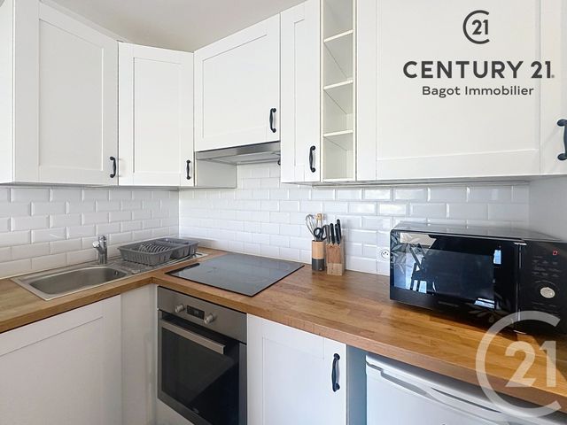 Appartement F2 à louer - 2 pièces - 36.0 m2 - VILLERS SUR MER - 14 - BASSE-NORMANDIE - Century 21 Bagot Immobilier