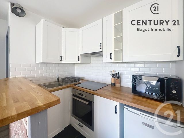 Appartement F2 à louer - 2 pièces - 36.0 m2 - VILLERS SUR MER - 14 - BASSE-NORMANDIE - Century 21 Bagot Immobilier